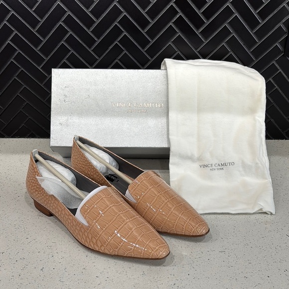 Vince Camuto Kikie Loafer in Cream Puff, Size 9M - Picture 1 of 3